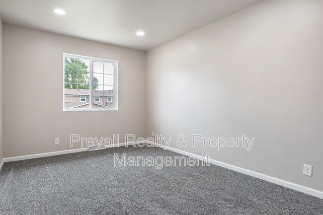 Building Photo - 4412 Pepper Dr