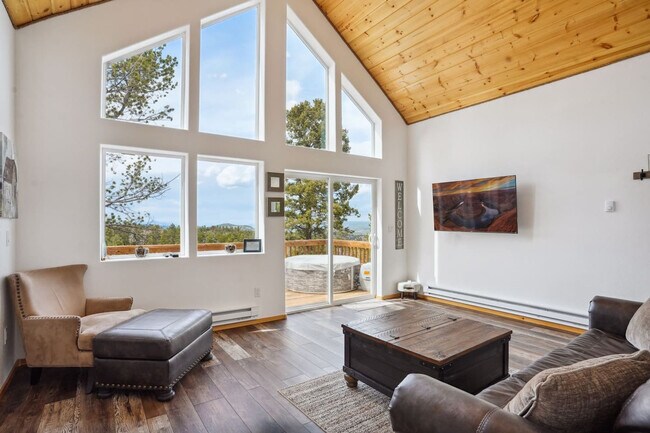 Primary Photo - 51 Dakota Ln