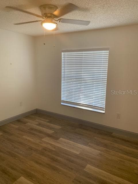 Building Photo - 2103 W Cherry St