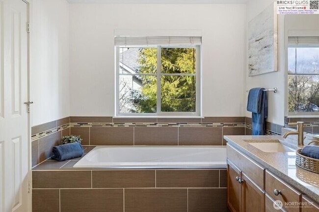 Building Photo - Unlock the Door to Your Dream Lifestyle in...