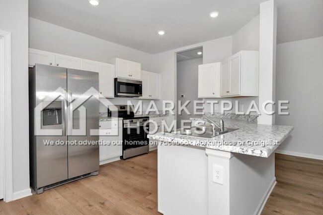 Building Photo - 187 Olde Hearth Rd