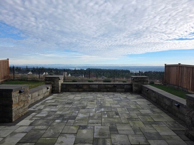 Building Photo - 4 Bedroom Home in Soundview Estates!