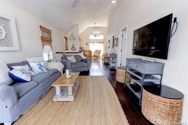 Building Photo - 67 Vermont St