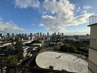 Building Photo - 625 Iolani Ave