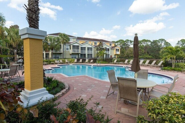 Building Photo - 5600 Bentgrass Dr