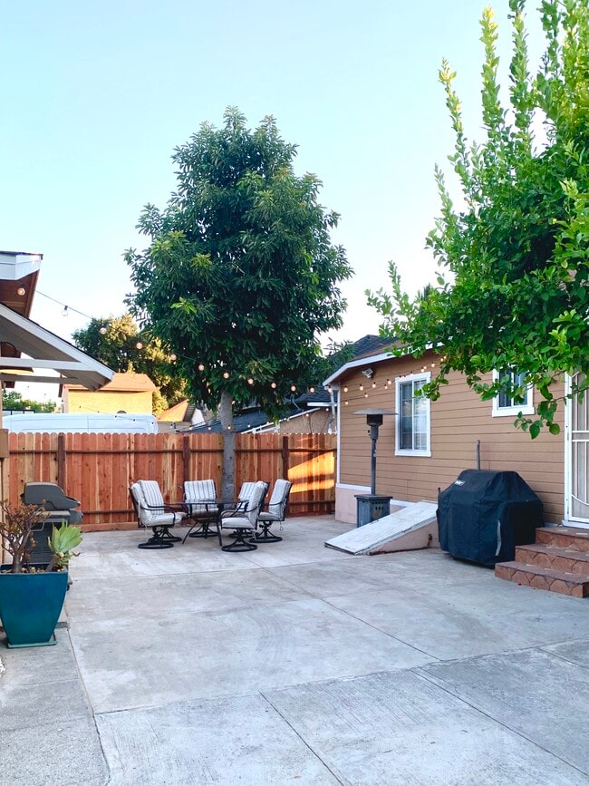 Driveway fits two cars tandem or a seating area and one car nicely - 900 N El Molino Ave.
