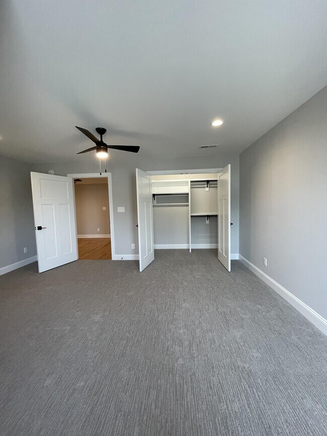 Building Photo - 1043 N Westyn Lp