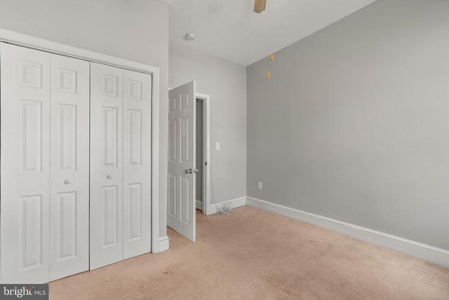 Building Photo - 1456 Battery Ave