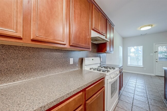 Building Photo - 1210 Gibbons Ct