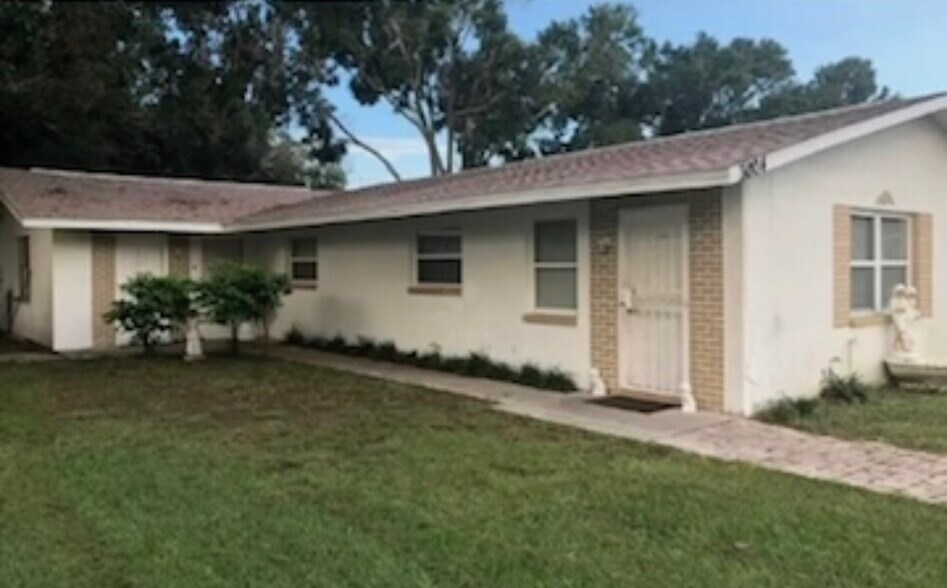 Building Photo - 3004 Oaklawn Ave