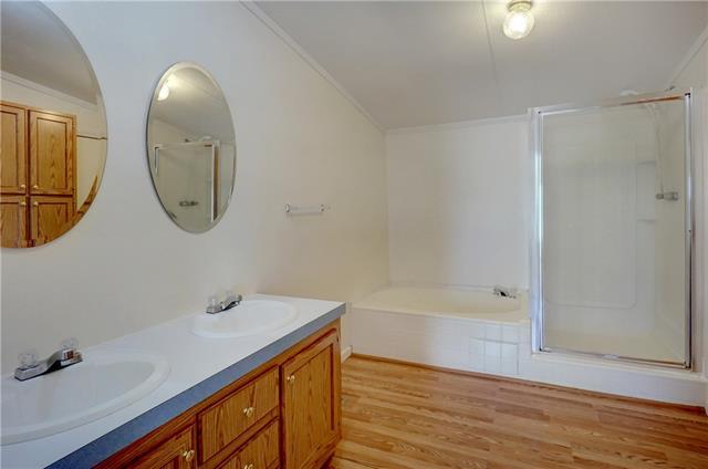 Building Photo - 12541 Meadow Green Ln