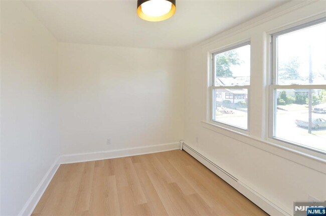Building Photo - 244 Van Winkle Ave