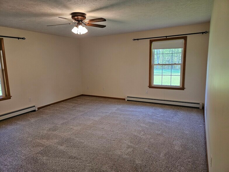 Building Photo - 4293 Lake Michigan Dr