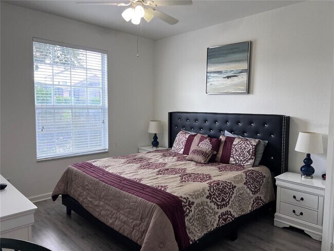 Building Photo - 2307 Butterfly Palm Way