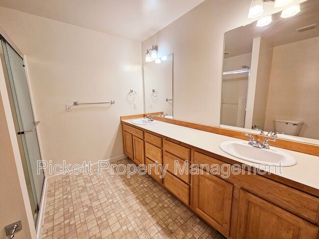 Building Photo - 5206 Del Tormey Pl SE