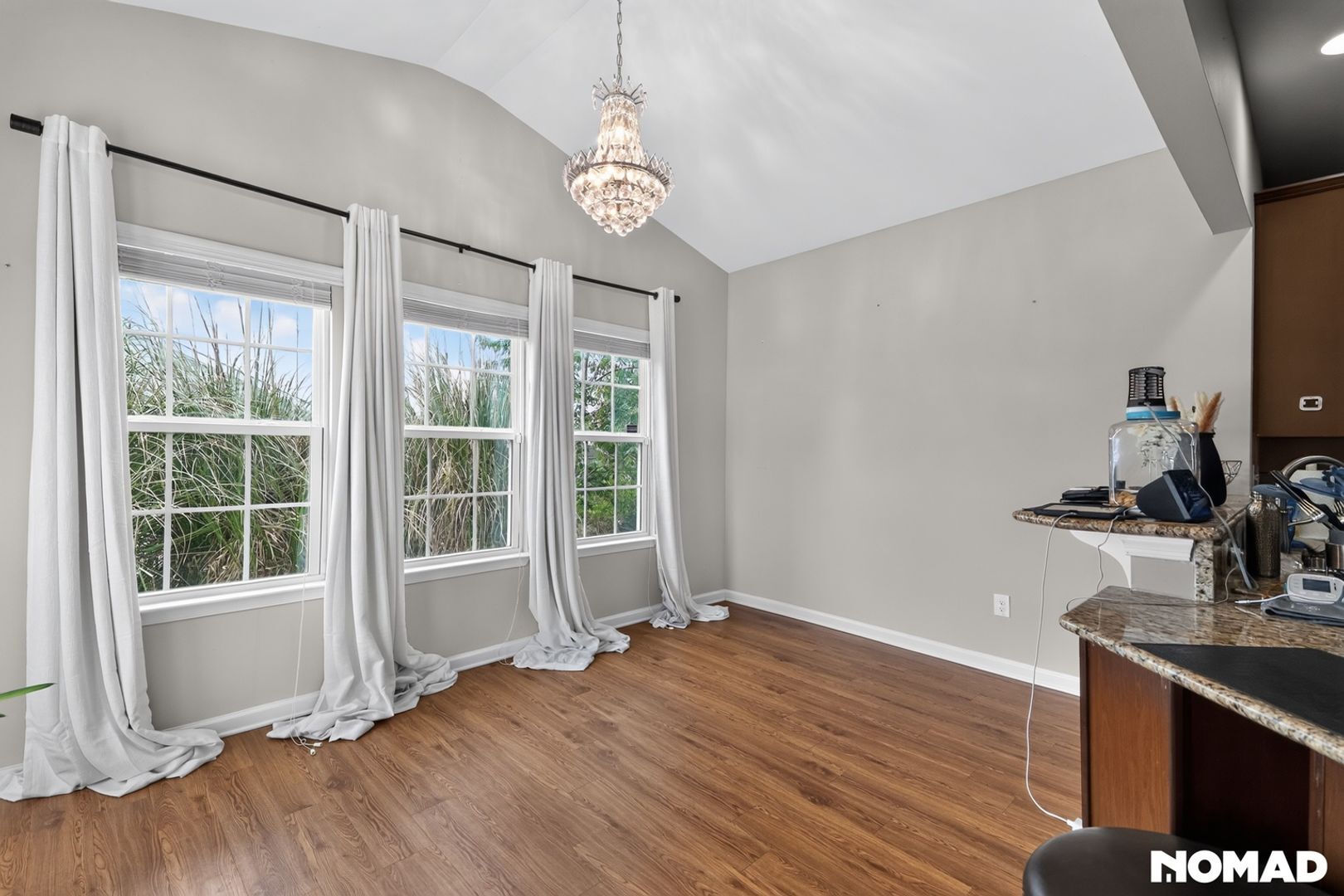 Building Photo - 676 Twisted Oak Ct