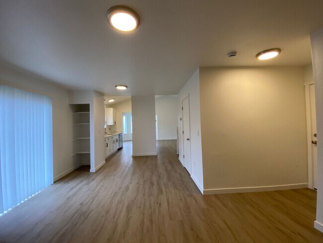 Building Photo - Charming 3-Bed, 2-Bath Home in Prime Feder...