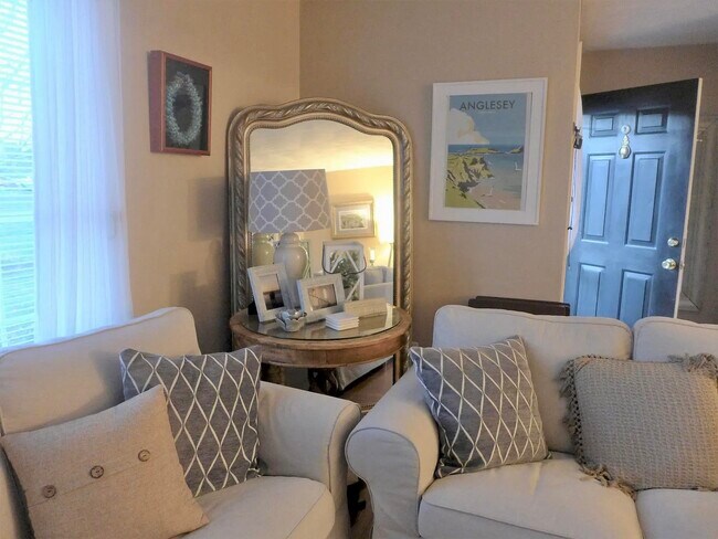 Building Photo - 1040 Blue Ridge View Cir