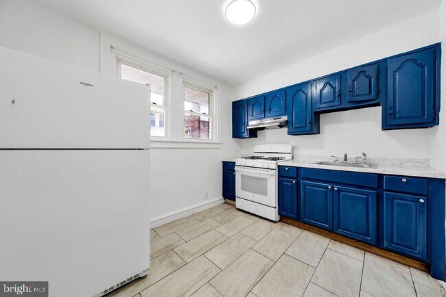 Building Photo - 387 Bayard Rd