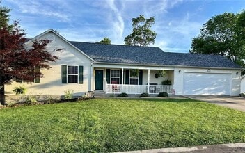 Building Photo - House in Jackson