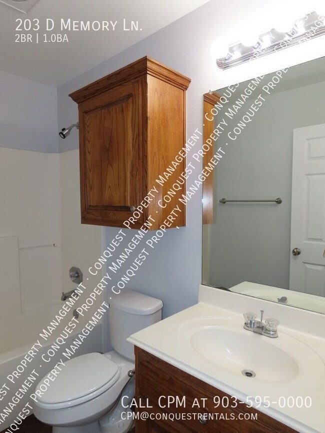 Building Photo - 203 Memory Ln