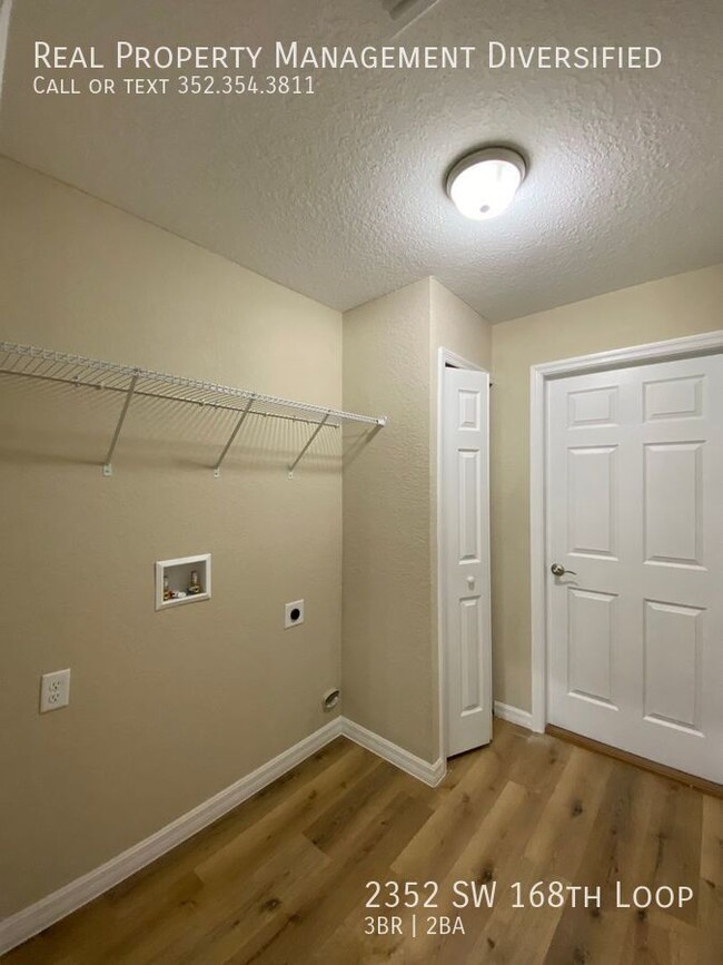 Building Photo - 2352 SW 168th Loop