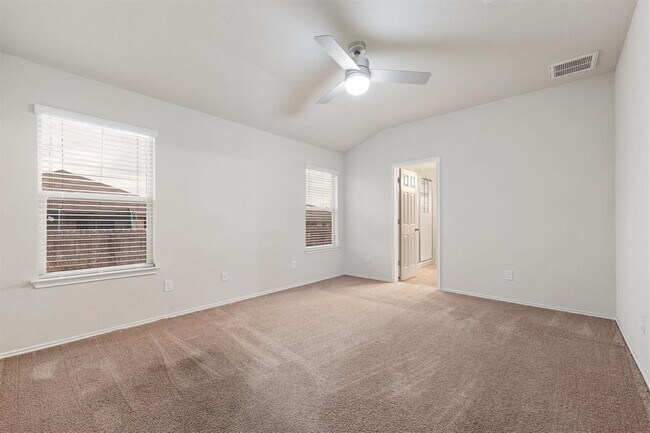 Building Photo - 1709 Gigante Dr