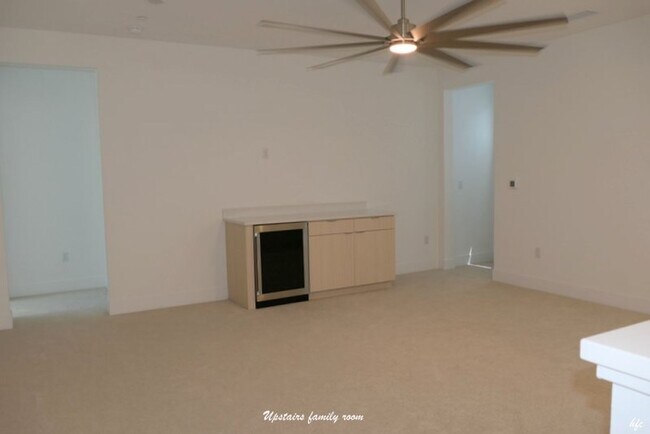 Building Photo - 2670 Maverick Ln