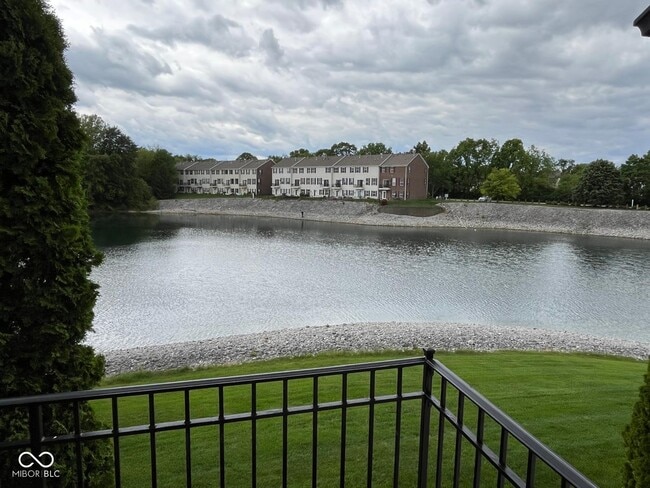 Building Photo - 12028 Esty Way