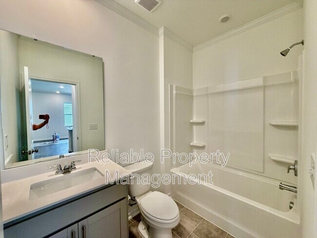 Building Photo - 354 Beachcomber Dr