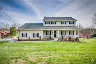 Building Photo - 109 Lake Haven Dr