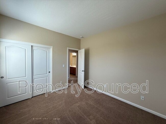 Building Photo - 388 Crescent Moon Dr