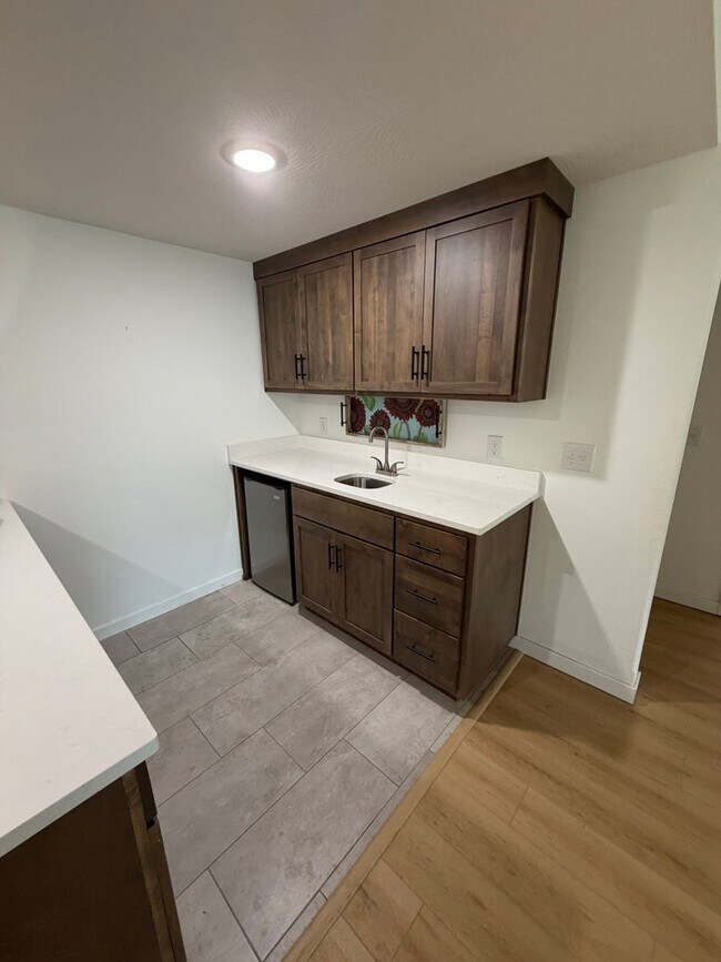 Building Photo - REMODELED 5 Bedroom | 3 Bathroom | 3 Car Garage HOME -- 3,554 sqft | BASEMENT! | NIXA SCHOOLS | F...