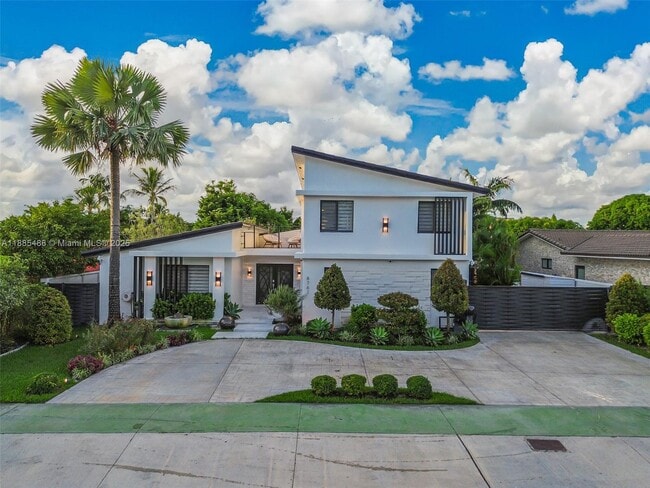 Building Photo - 8761 SW 56th St