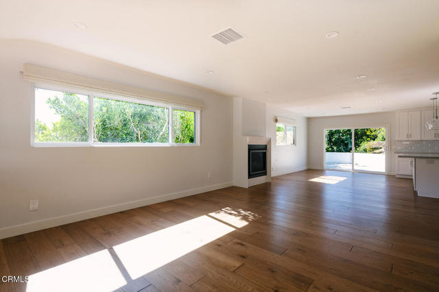 Building Photo - 5447 Rock Castle Dr