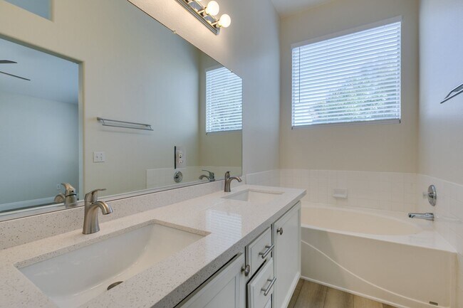 Building Photo - Newly Renovated 3-Bedroom Home in Summerlin