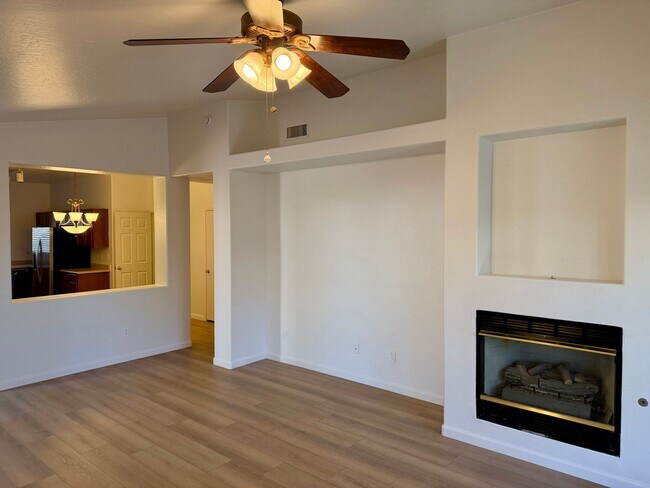 Building Photo - Gilbert 3 Bed, 2 Full Bath Single Story Home