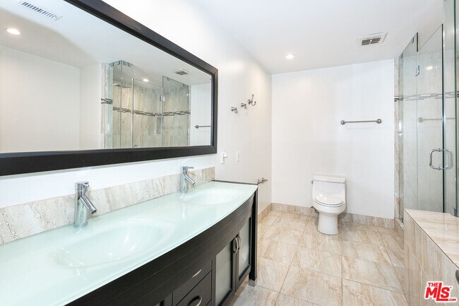 Building Photo - 1950 S Beverly Glen Blvd