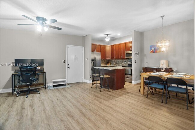 Building Photo - 9606 W McNab Rd