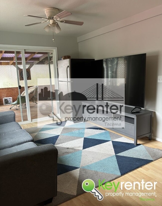 Building Photo - 1302 E 40th St