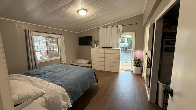 Building Photo - 5280 Old French Town Rd