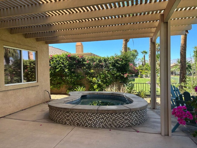 Building Photo - 45218 Coeur Dalene Dr