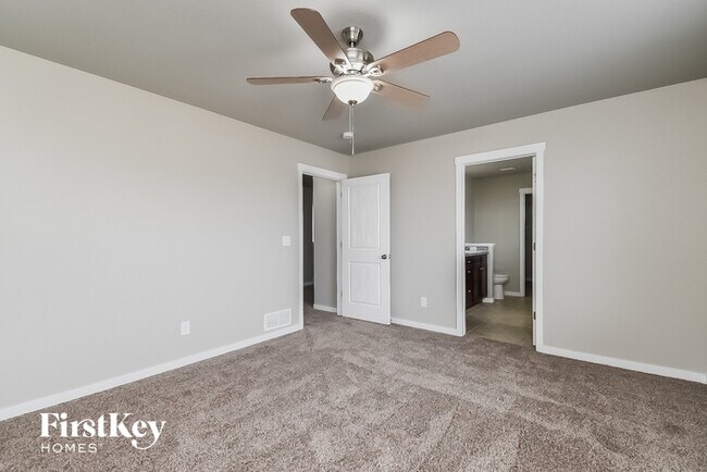 Building Photo - 7424 Alpine Daisy Dr