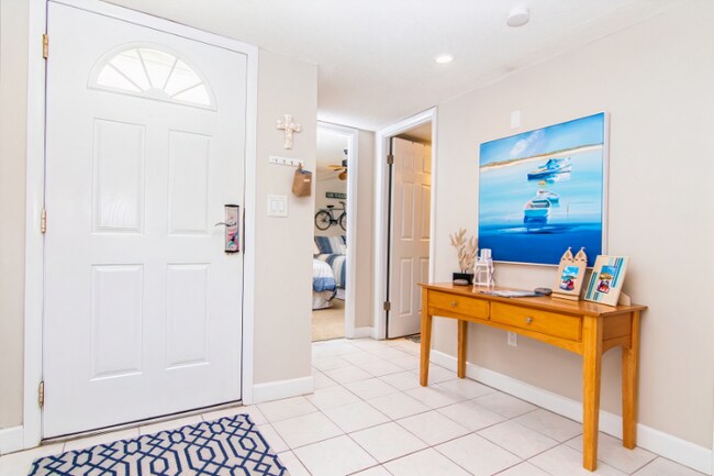 Building Photo - 5203 S Atlantic Ave