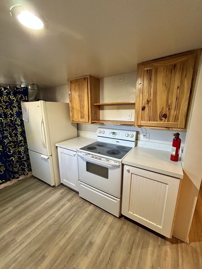 Building Photo - 1407 X Ave