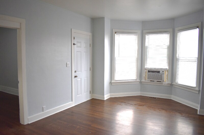 Building Photo - 6011 37th Ave