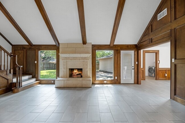 Building Photo - 8011 Liberty Elm Ct