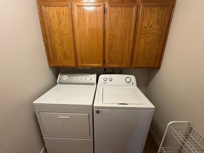 Building Photo - 2 Bedroom Ranch Style Home in RANCHO SAN DIEGO