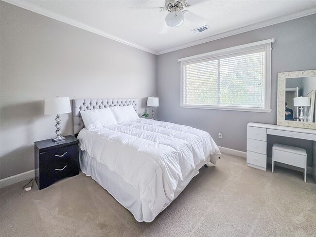 Building Photo - 38 E Thymewood Pl