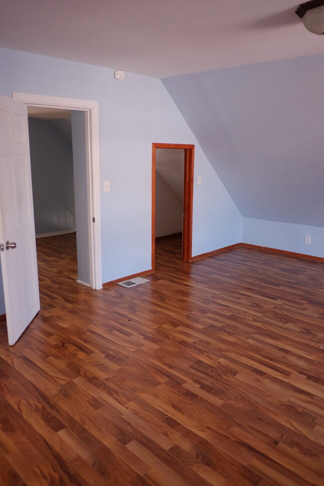 Building Photo - 3525 W Fullerton Ave